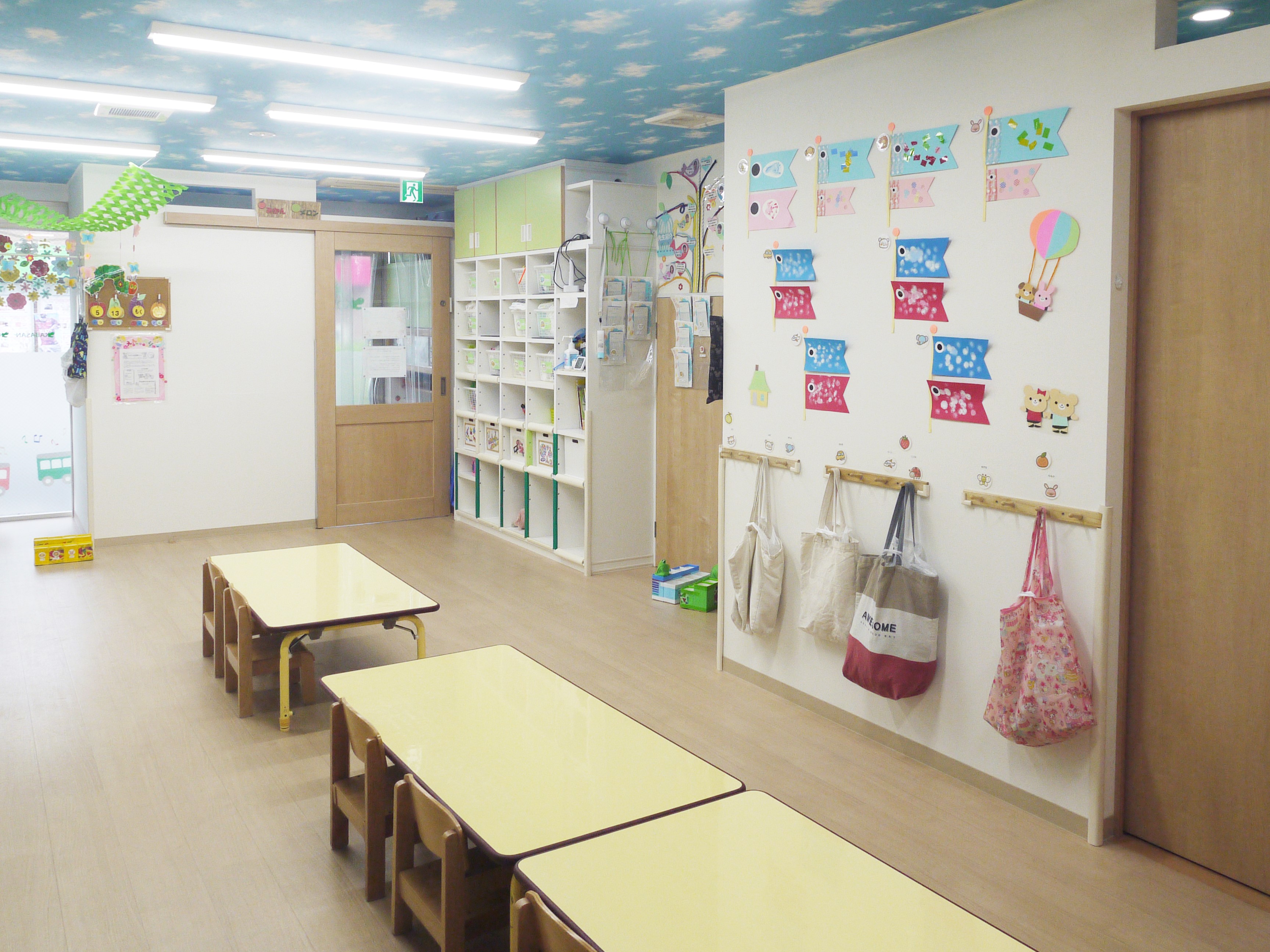0～2歳児向けの小規模保育園なので、1人ひとりとじっくり関われます♩